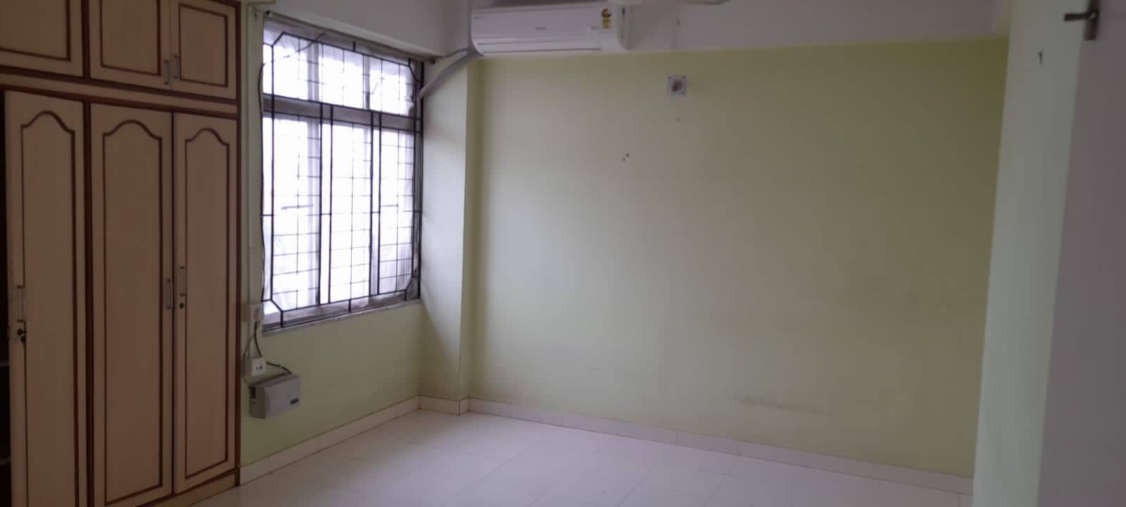 Unfurnished 3bhk in Dr. Pankaj Goswami, Bylane 4, near Royal De Casa Hotel, Basisthapur, Beltola, Guwahati, Assam, India for Rent
